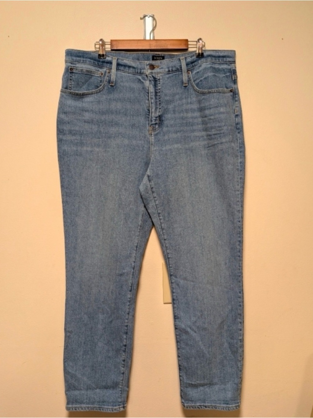 J.Crew Slim Boyfriend Jeans Light Wash Size 33 NWT